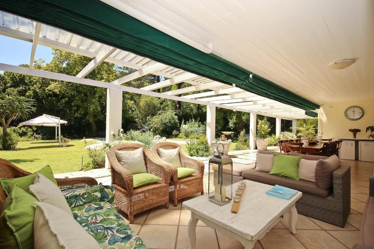 Beluga Of Constantia Guest House Kaapstad Buitenkant foto