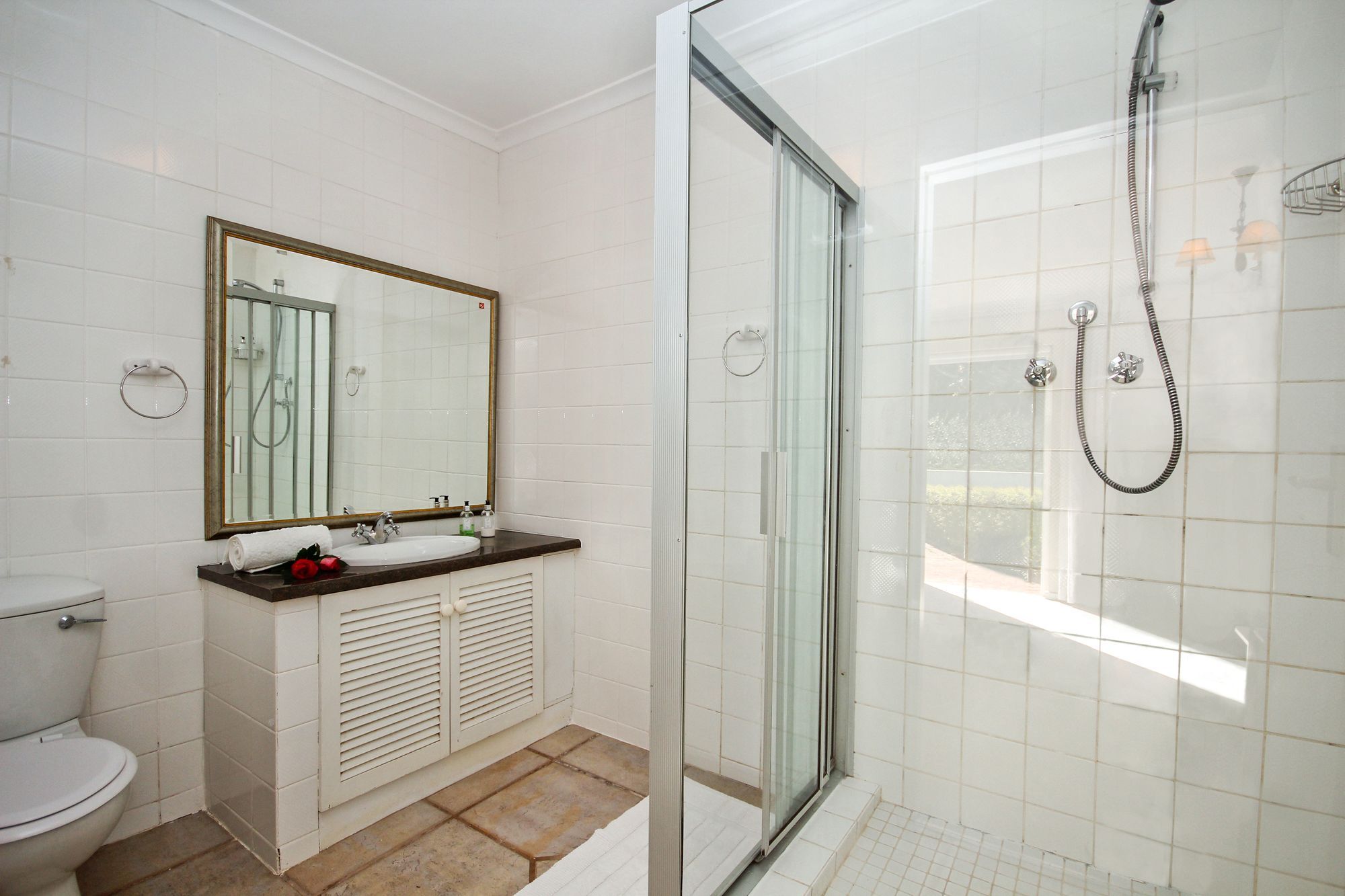 Beluga Of Constantia Guest House Kaapstad Buitenkant foto