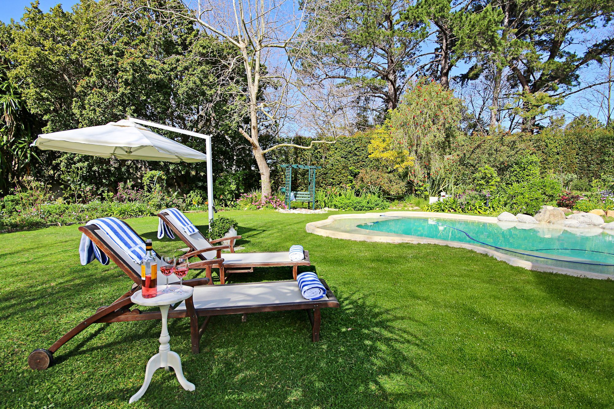 Beluga Of Constantia Guest House Kaapstad Buitenkant foto