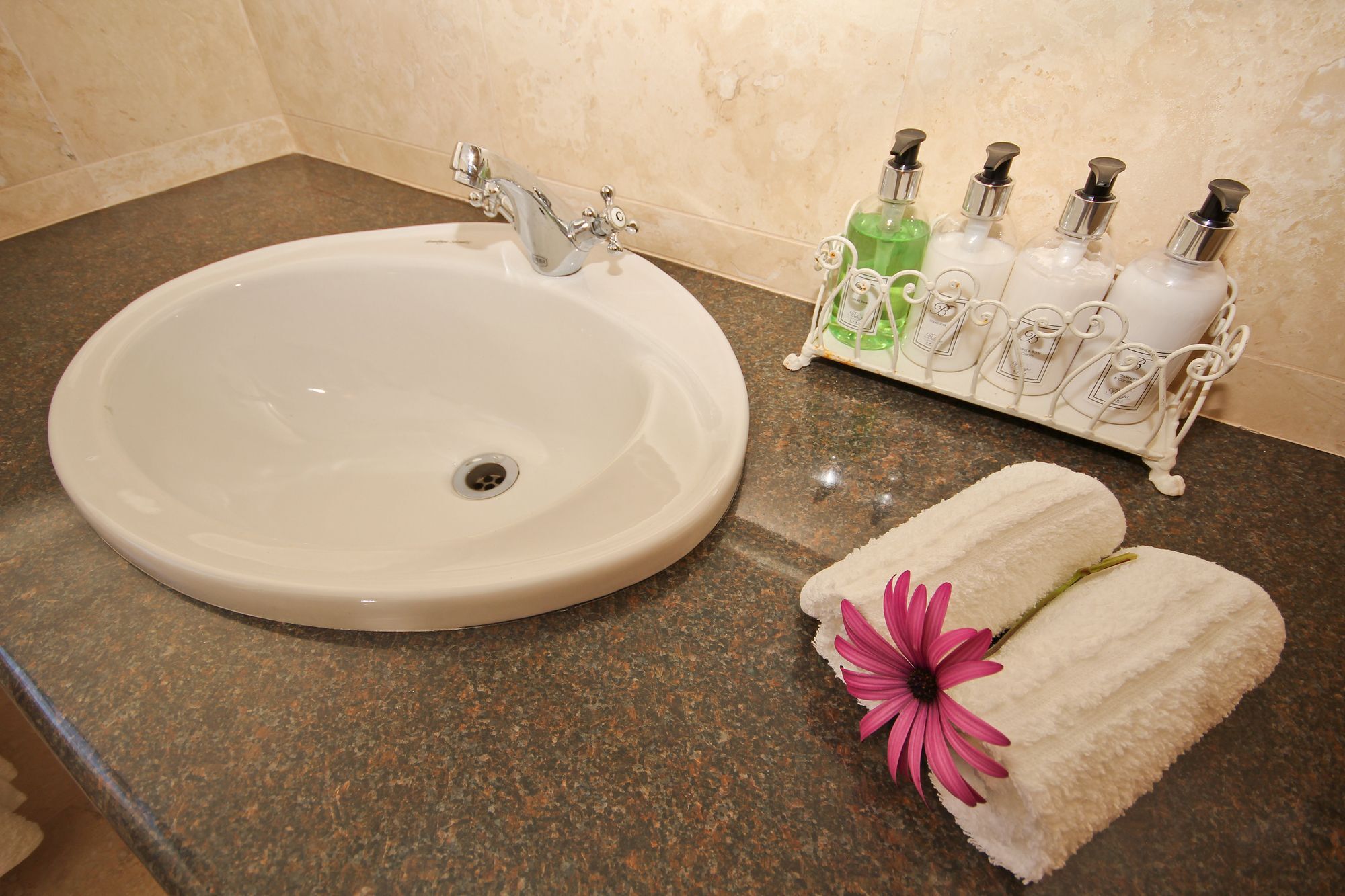 Beluga Of Constantia Guest House Kaapstad Buitenkant foto