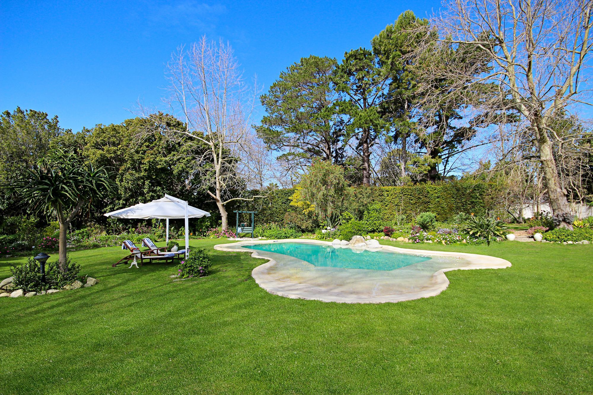 Beluga Of Constantia Guest House Kaapstad Buitenkant foto
