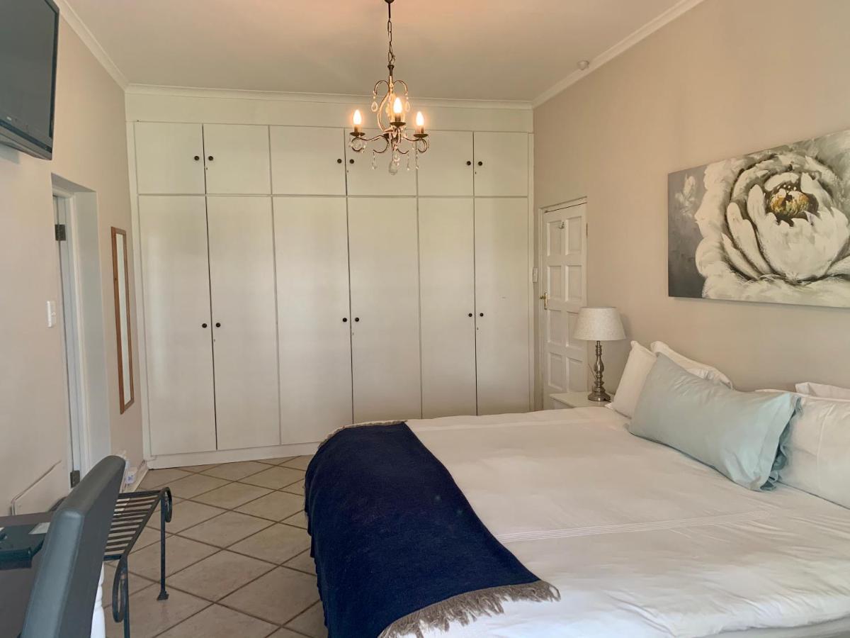 Beluga Of Constantia Guest House Kaapstad Buitenkant foto